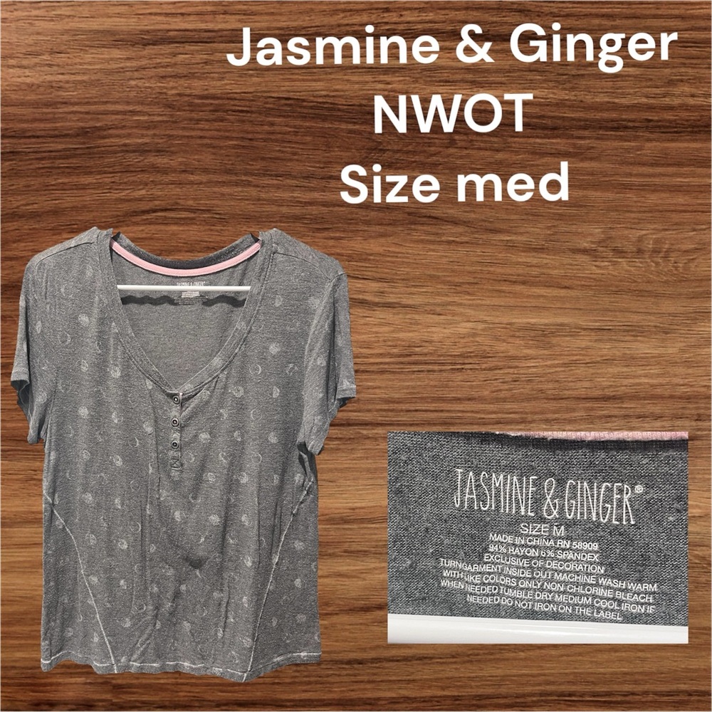 Grey women’s tshirt.